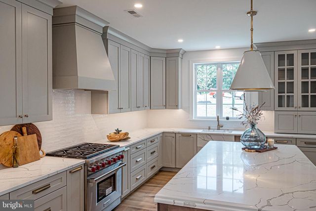 1402 TIMBER MILL LN, West Chester, PA 19380