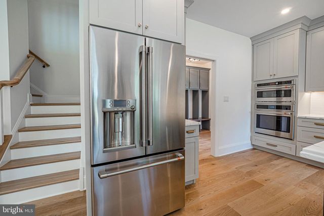 1402 TIMBER MILL LN, West Chester, PA 19380