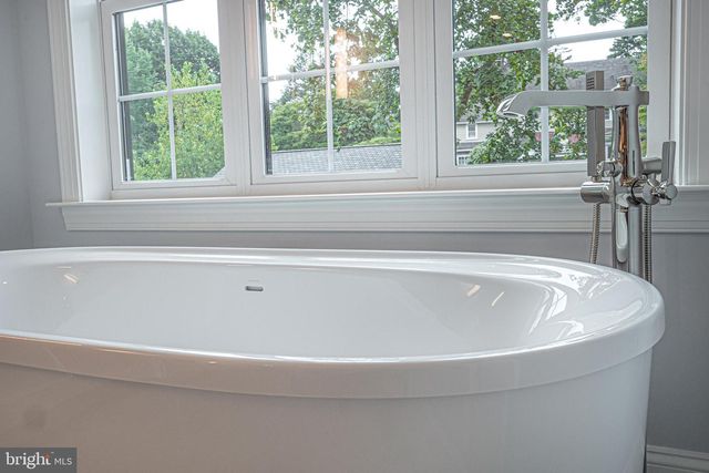 1402 TIMBER MILL LN, West Chester, PA 19380