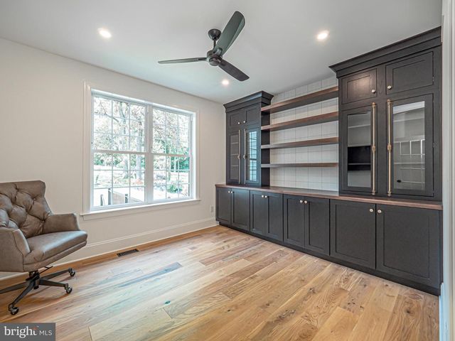 1402 TIMBER MILL LN, West Chester, PA 19380