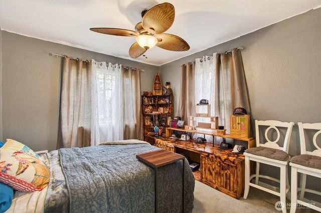 1210 8th Avenue, Longview, WA 98632