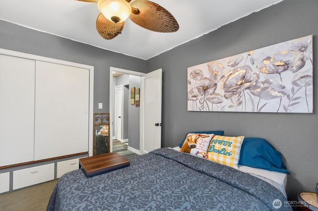 1210 8th Avenue, Longview, WA 98632