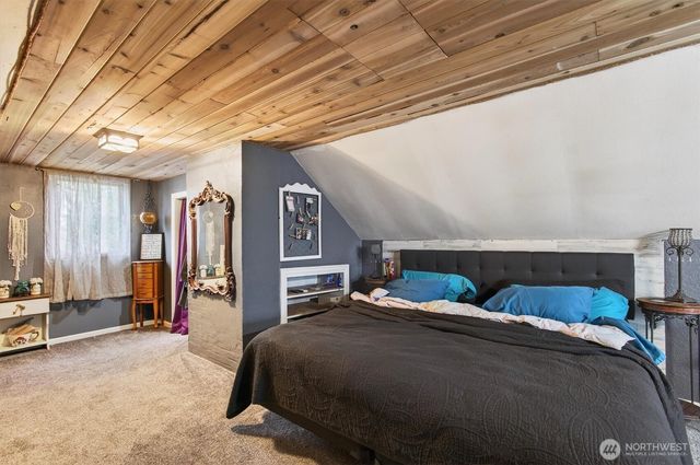 1210 8th Avenue, Longview, WA 98632