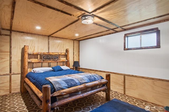 1210 8th Avenue, Longview, WA 98632