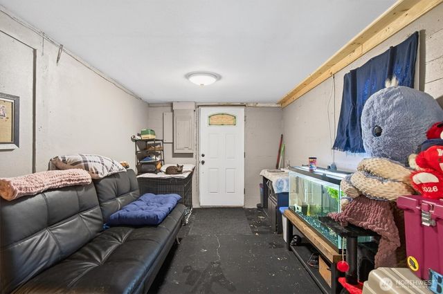 1210 8th Avenue, Longview, WA 98632