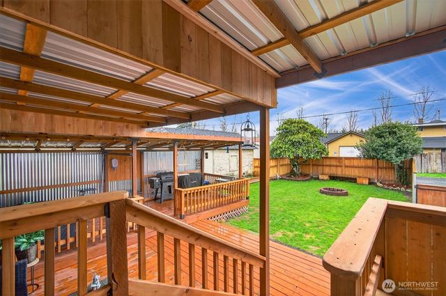 1210 8th Avenue, Longview, WA 98632