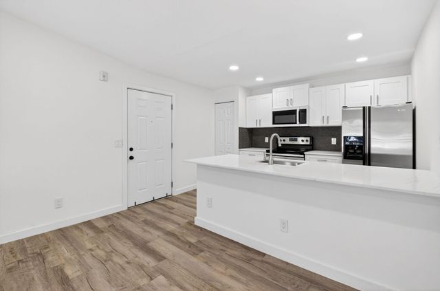 1825 Palm Cove Boulevard 7-307, Delray Beach, FL 33445