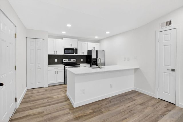 1825 Palm Cove Boulevard 7-307, Delray Beach, FL 33445