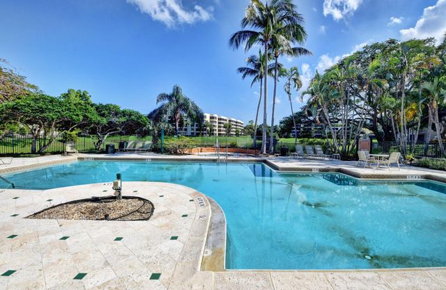 1825 Palm Cove Boulevard 7-307, Delray Beach, FL 33445