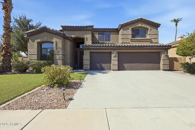 692 W HONEYSUCKLE Drive, Chandler, AZ 85248