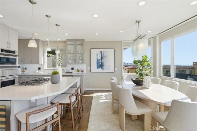 2406 Ocean Drive, Manhattan Beach, CA 90266