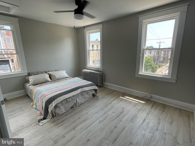 2301 W MOSHER ST, Baltimore, MD 21216