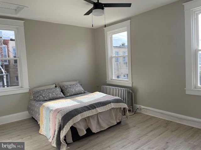 2301 W MOSHER ST, Baltimore, MD 21216