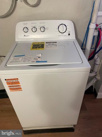 2301 W MOSHER ST, Baltimore, MD 21216