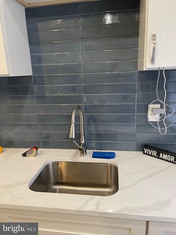 2301 W MOSHER ST, Baltimore, MD 21216