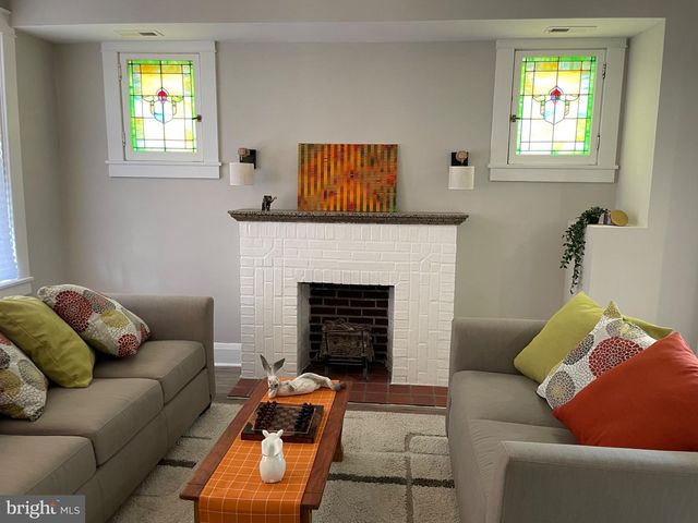 2301 W MOSHER ST, Baltimore, MD 21216