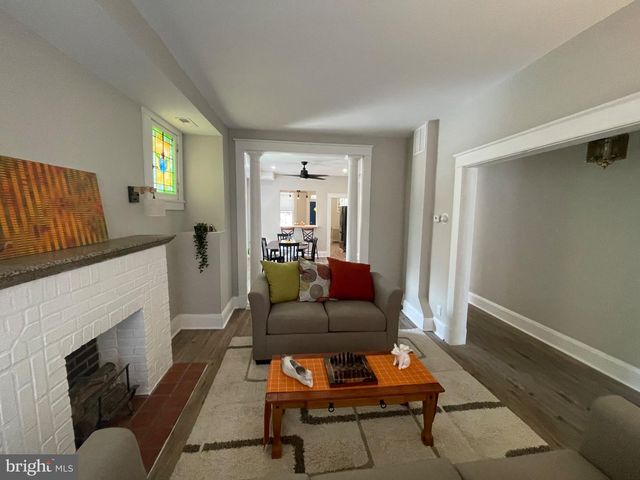 2301 W MOSHER ST, Baltimore, MD 21216