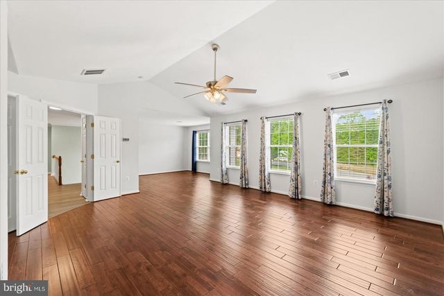 59 TWIN HILL LN, Stafford, VA 22554