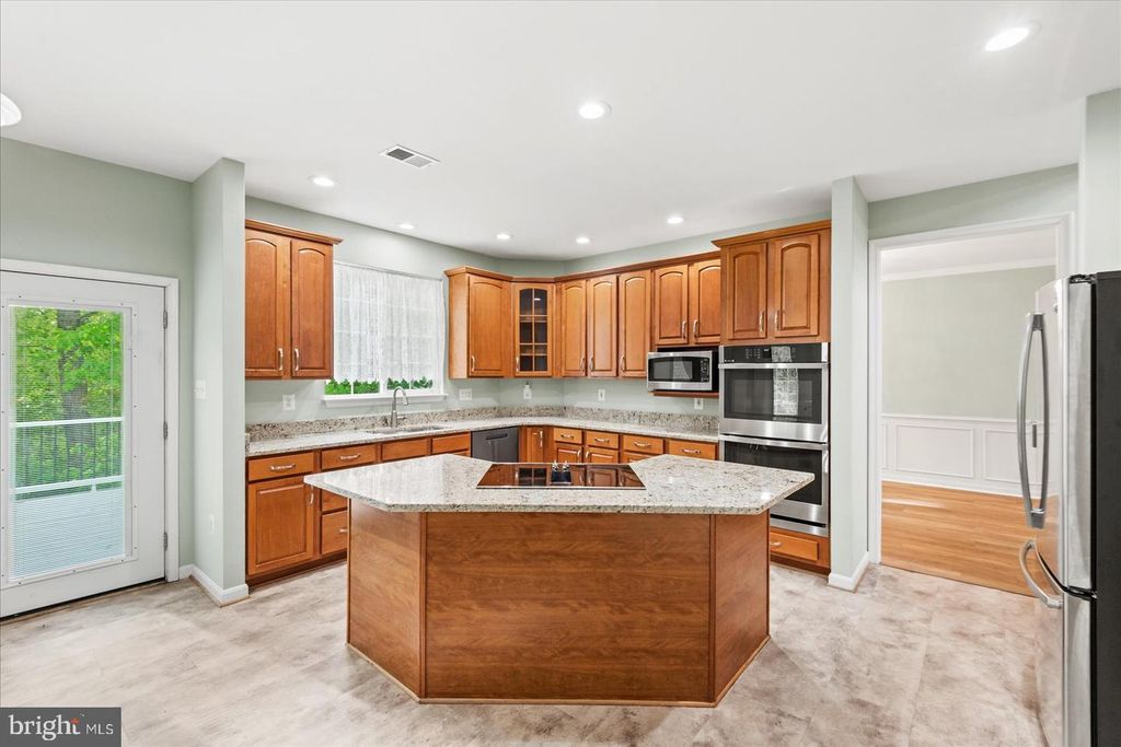 59 TWIN HILL LN, Stafford, VA 22554
