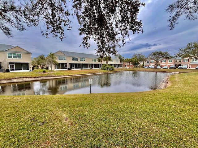 26618 CASTLEVIEW WAY, Wesley Chapel, FL 33544