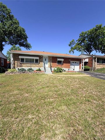 9233 Edna Street, Riverview, MO 63137