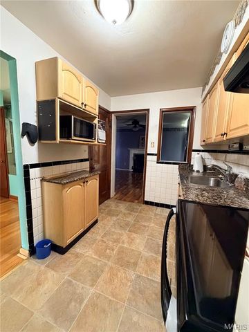 9233 Edna Street, Riverview, MO 63137
