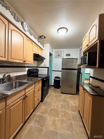9233 Edna Street, Riverview, MO 63137