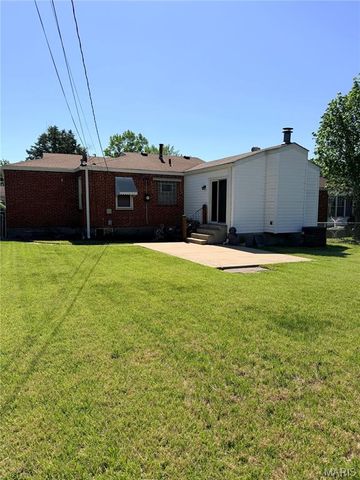 9233 Edna Street, Riverview, MO 63137