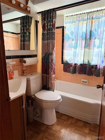 9233 Edna Street, Riverview, MO 63137