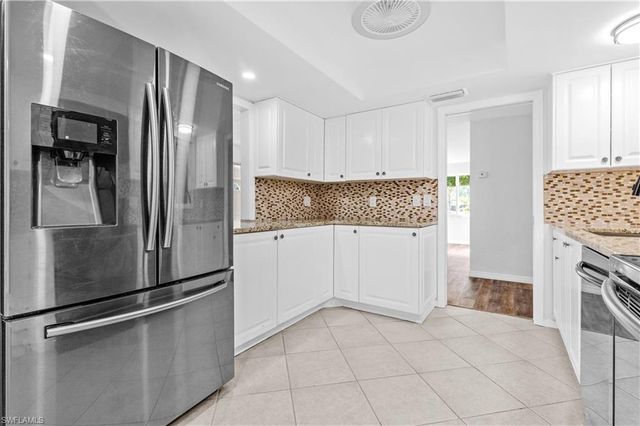 5597 Trellis LN, Fort Myers, FL 33919