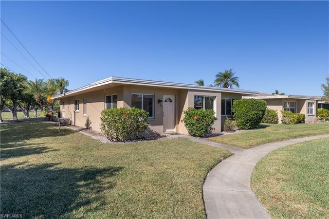 5597 Trellis LN, Fort Myers, FL 33919
