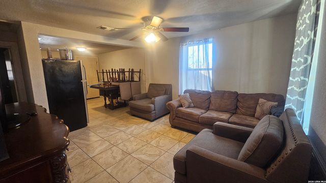 405 SUNGLO DRIVE, San Antonio, TX 78221