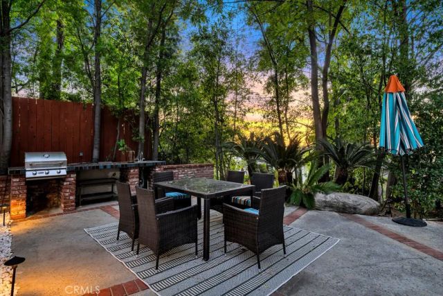 5025 Delita, Woodland Hills, CA 91364