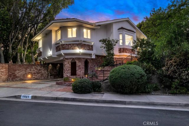 5025 Delita, Woodland Hills, CA 91364