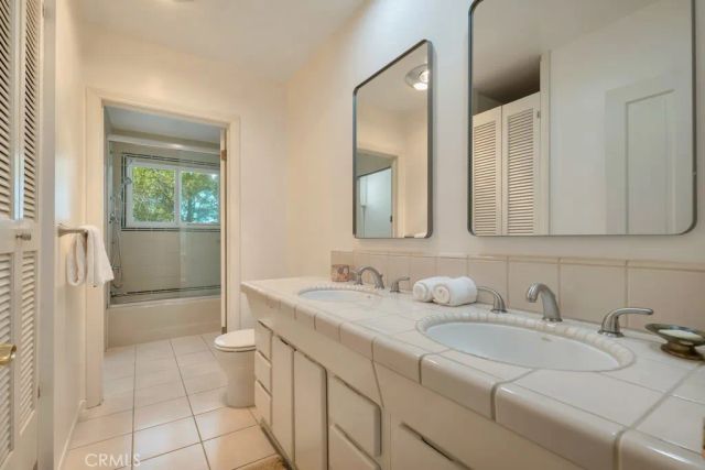 5025 Delita, Woodland Hills, CA 91364