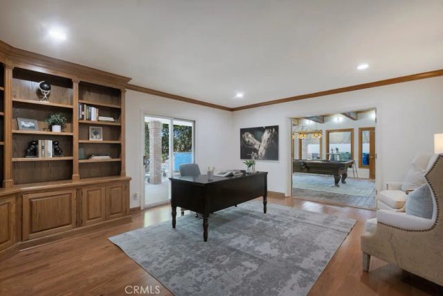 5025 Delita, Woodland Hills, CA 91364