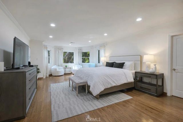 5025 Delita, Woodland Hills, CA 91364