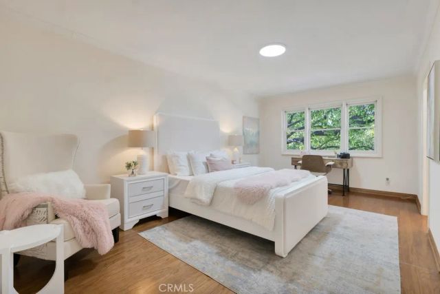 5025 Delita, Woodland Hills, CA 91364