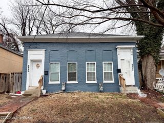 2221 W Madison St, Louisville, KY 40211