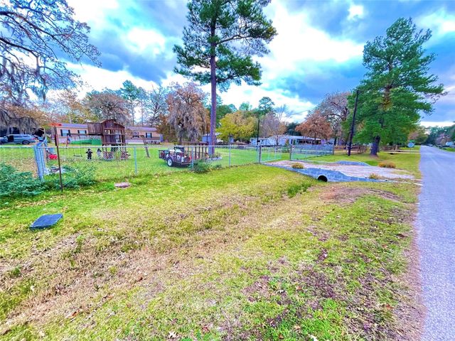 23719 Saxon Way, Hockley, TX 77447