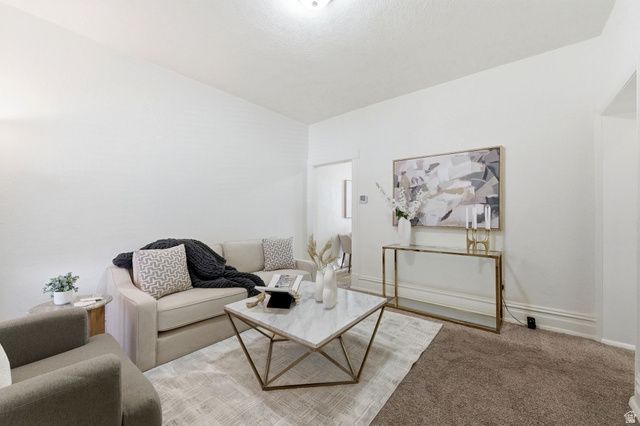 477 N DOXEY, Ogden, UT 84403