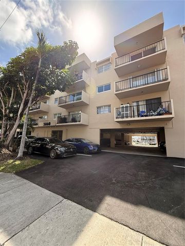 3860 NE 170th St 304, North Miami Beach, FL 33160