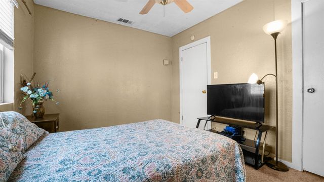 1629 W Poplar St, Stockton, CA 95203
