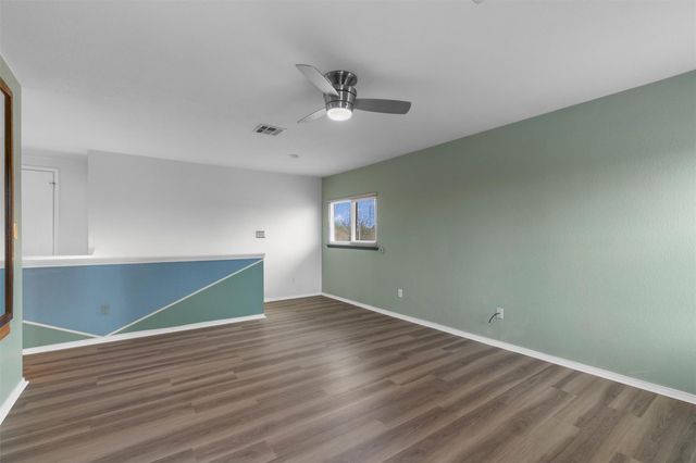 130 Siebert DR, Kyle, TX 78640