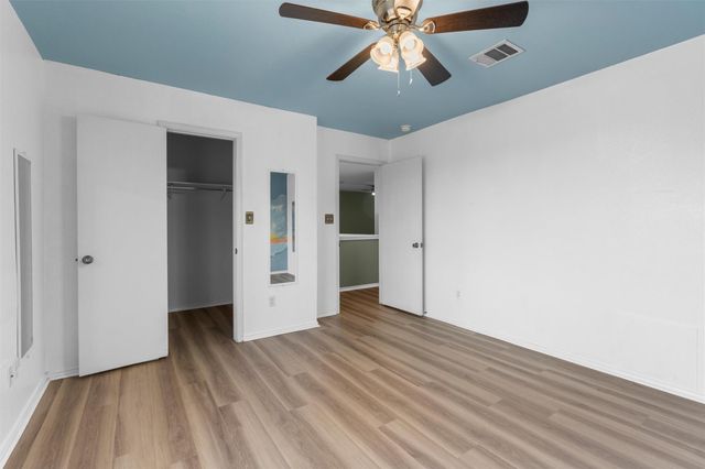 130 Siebert DR, Kyle, TX 78640