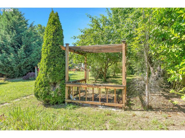 10510 Se HAROLD St, Portland, OR 97266