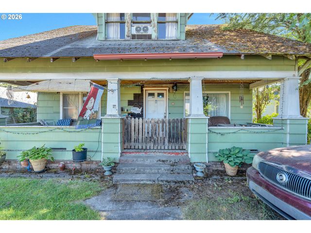 10510 Se HAROLD St, Portland, OR 97266