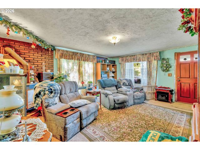 10510 Se HAROLD St, Portland, OR 97266