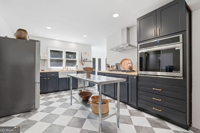 435 Lofty Lane, Roswell, GA 30076