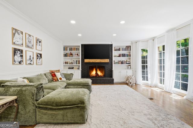 435 Lofty Lane, Roswell, GA 30076